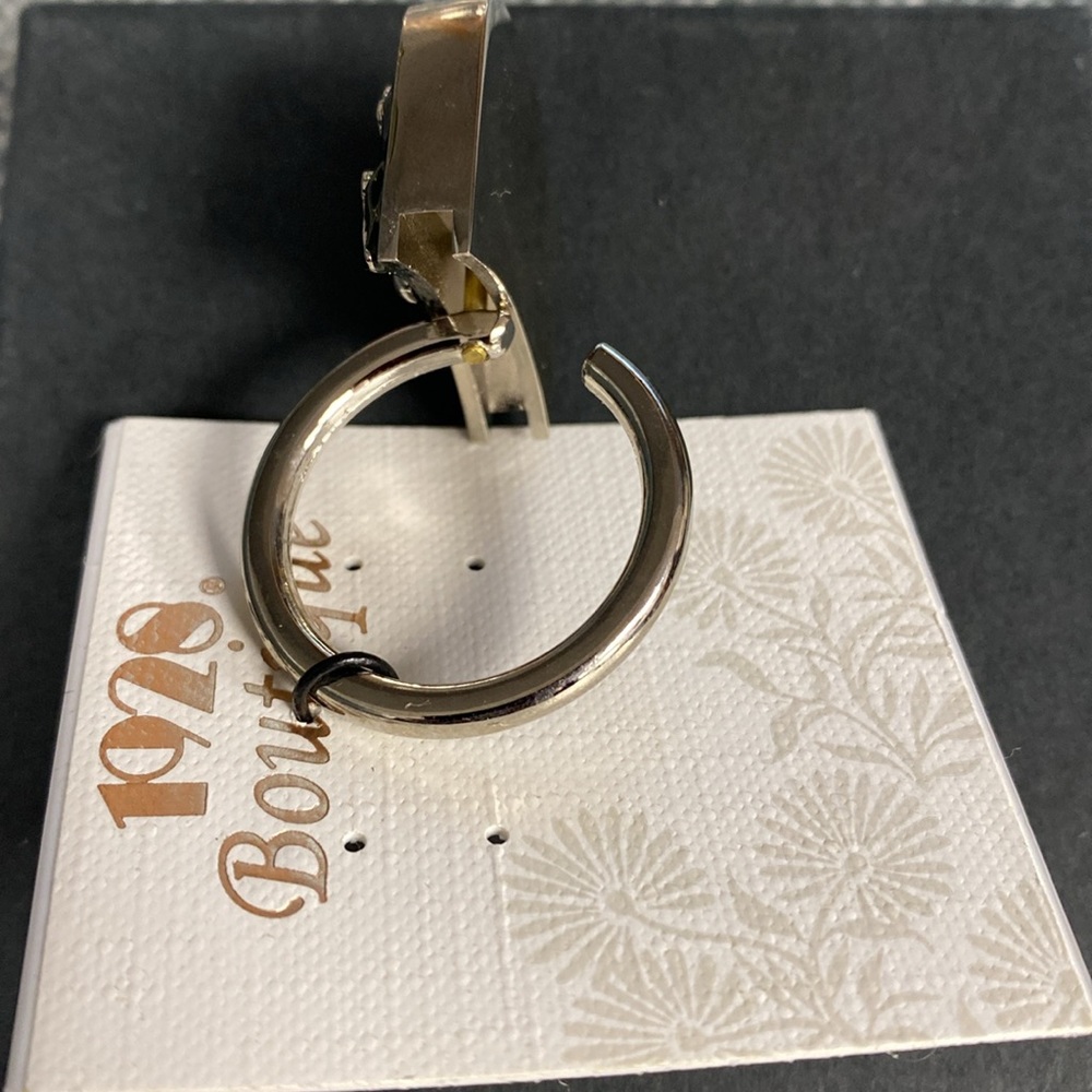 Enamel Key Chain/Key Fob - Picture 4 of 4